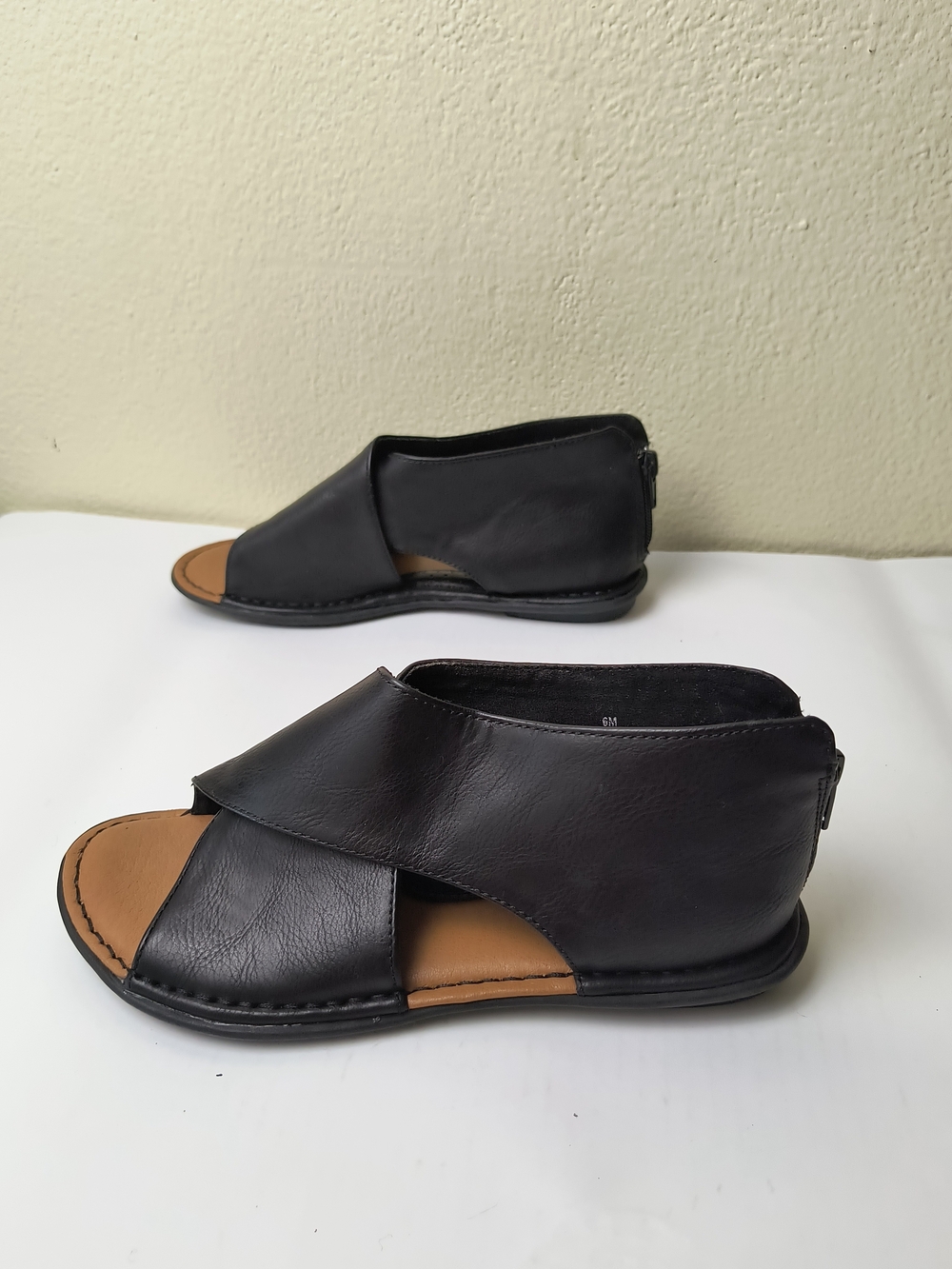 boc Black Open-Toe Leather Sandals